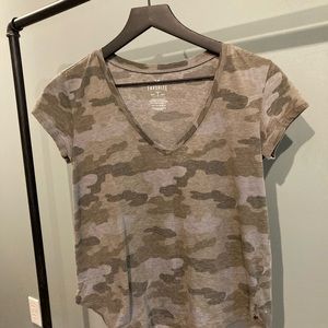 American Eagle Short Sleeve Top